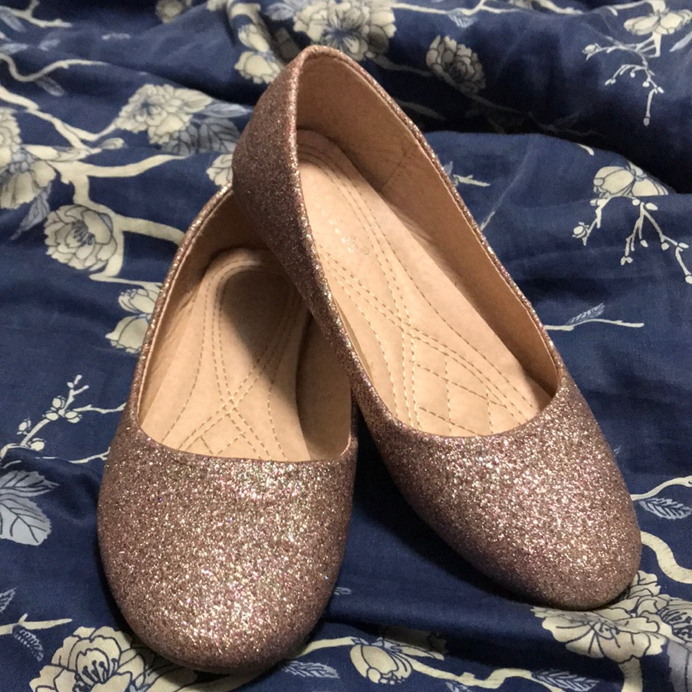 Girls pink glitter flats